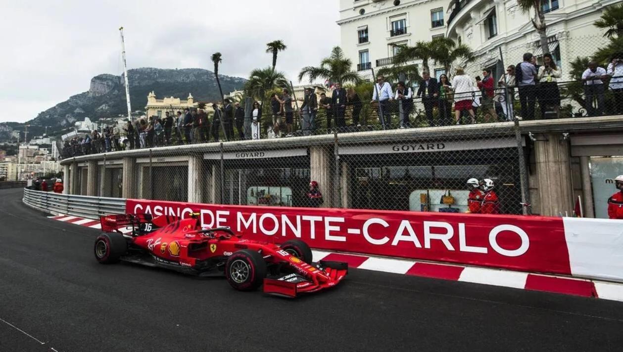 Plein Coeur De Monaco, A 300 Metres A Pied Du Port De Monaco, 4 Pieces Dans Des Escaliers Vue Mer Exceptionnelle מראה חיצוני תמונה